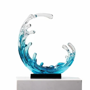 statue vague sur fond blanc